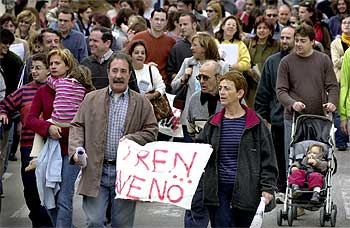 Vecinos de Alcàsser rechazan el trazado del AVE