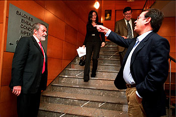 Jaime Mayor Oreja, Edurne Uriarte, Eduardo Uriarte y Nicolás Redondo, ayer antes de la presentación.