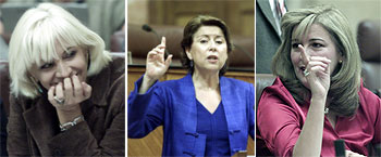 Teófila Martínez, Magdalena Álvarez y Concha Caballero, ayer en el Parlamento.