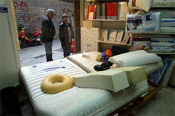 El tipo de colchón influye sobre la evolución de la lesión lumbar.