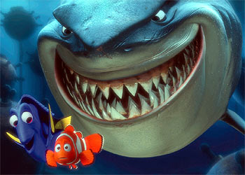 Dory, Marlin y Bruce (de izquierda a derecha), en una imagen de  Nemo. 