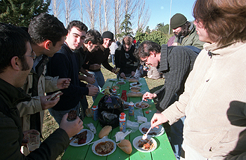 A los universitarios les gusta la carne