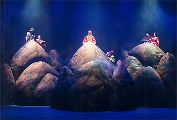 Imagen del montaje de 'Los sobrinos del capitán Grant', dirigido por Paco Mir.