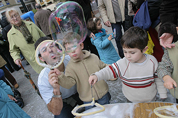 Pompas en la lucha contra el sida