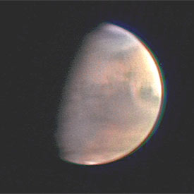 Fotografía de Marte tomada por la  Mars Express  al acercarse al planeta.