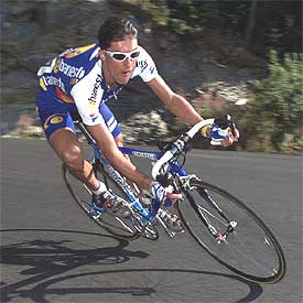 José María Jiménez, en una etapa de la Vuelta de 2001.