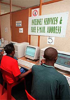 Cibercafé en Gaborone (Botsuana). 