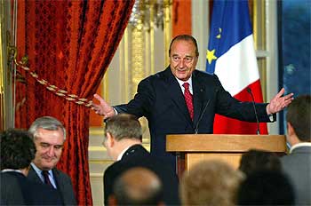 El presidente Jacques Chirac, durante su intervención sobre los símbolos religiosos.