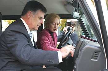 Egmasa adquiere 600 todoterrenos a Santana Motor