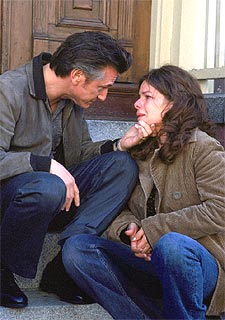 Sean Penn y Marcia Gay Harden, en  Mystic River. 