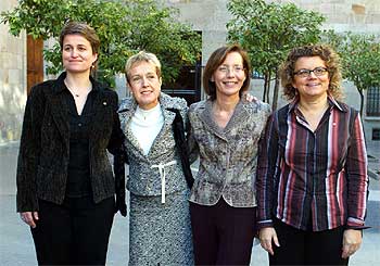 De izquierda a derecha, las nuevas consejeras de Bienestar y Familia, Anna Simó; Cultura, Caterina Mieras; Interior, Montserrat Tura, y Sanidad, Marina Geli.