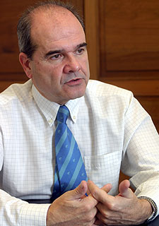 Manuel Chaves, durante la entrevista.