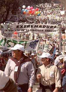 Manifestación de la UPA por las calles de Madrid.