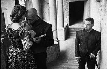 Secuencia de la película  Otelo,  de Oliver Parker, cuyo protagonista sufre una crisis epiléptica por celos.