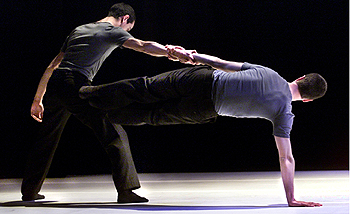 EL SER HUMANO EN TRES TRASFONDOS.