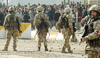 Nuevas protestas en la ciudad chií de Amara