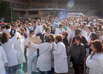 PROTESTA EN LA FE POR LOS NUEVOS HORARIOS.