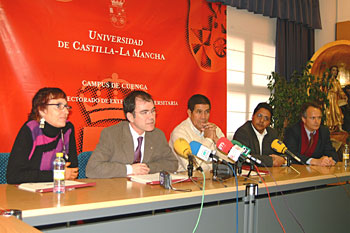 El campus de Cuenca institucionaliza su colaboración con la República Saharaui