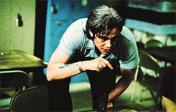 Benicio del Toro en una imagen de  21 gramos. 