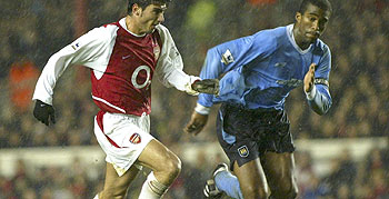 REYES, EN HIGHBURY.