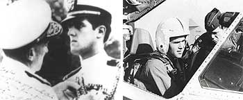 En fotos de archivo, John Kerry recibe una medalla de bronce por su actuación en la guerra de Vietnam y, a la derecha, George W. Bush, en la cabina de un F-102 de la Guardia Nacional de Tejas.