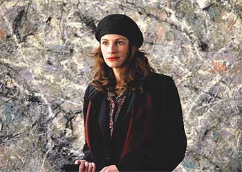 Julia Roberts, en una escena de  La sonrisa de Mona   Lisa,  una de las películas mutiladas por las autoridades chinas.