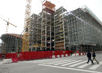 UN POLIDEPORTIVO EN MITAD DE LA CALLE