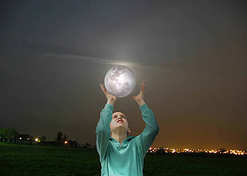 'EL NIÑO QUE ROBÓ LA LUNA'. Alfredo Bermúdez de Castro, Madrid.