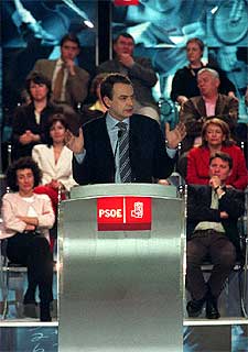 José Luis Rodríguez Zapatero, durante un acto preelectoral del PSOE.