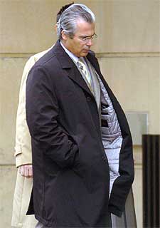 El juez Garzón, ayer, a su llegada a la Audiencia Nacional.