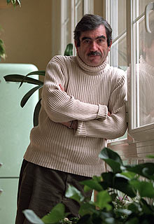 Antonio Muñoz Molina, en su casa de Madrid.