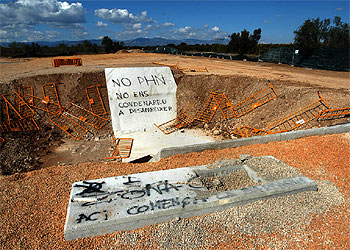 LAS OBRAS DEL TRASVASE DEL EBRO NO EXISTEN.