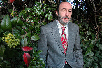 Alfredo Pérez Rubalcaba, en la sede del Comité Electoral del PSOE en Madrid.