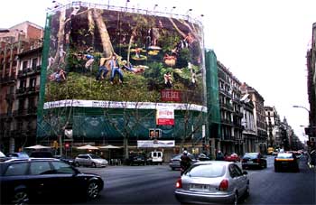 Arte publicitario en las fachadas