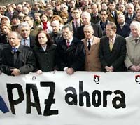 El Ayuntamiento de  San Sebastián y UPV llaman a la concentración a los  jóvenes