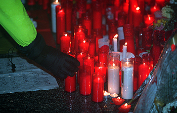 VELAS PARA ILUMINAR EL DOLOR EN ALCALÁ.