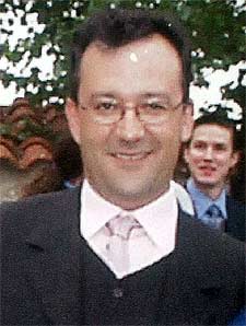 ESTEBAN DE BENITO   Un manitas con mucho sentido del humor