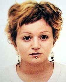 EVA BELÉN ABAD QUIJADA   La protegida de la familia