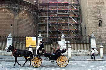 La Puerta de los Palos de la catedral sevillana se reabrirá en una semana