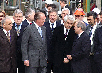El rey Juan Carlos inaugura la planta de la multinacional Basf en Tarragona