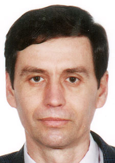 EMILIAN POPESCU   "Sus hijos serán violinistas, como él quería"