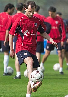 Etxeberria, en un entrenamiento del Athletic.