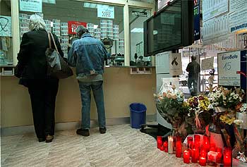 Homenaje a Eva, la lotera de la estación de Chamartín