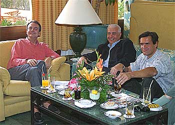 DE CHARLA CON SOCIALISTAS CANARIOS.