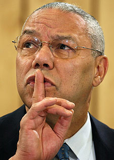 El secretario de Estado norteamericano, Powell, el jueves en Berlín.