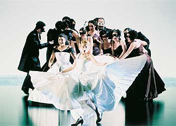 Un momento de la ópera  Cosí fan tutte  en Salzburgo.