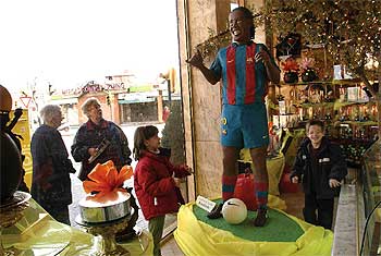 Ronaldinho, de chocolate y a tamaño natural