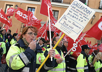 Los controladores de los parquímetros llevan su huelga al Ayuntamiento
