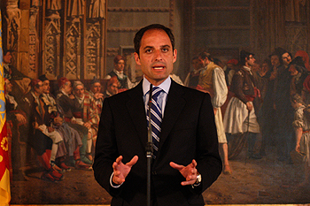 Francisco Camps durante su comparecencia ayer en la Generalitat.