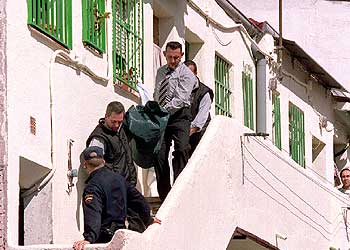 La mala combustión de un calentador mata a una mujer y a sus tres hijos